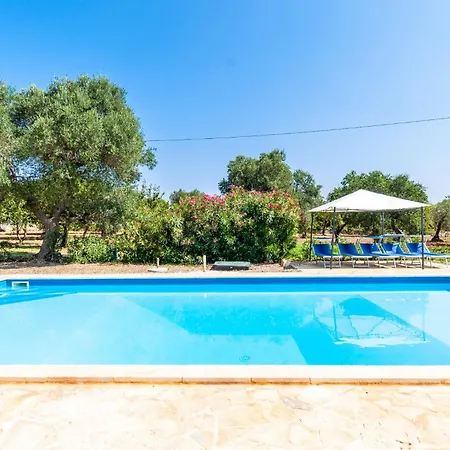 Ferienhaus Trulli Acquario Gemelli Complex *