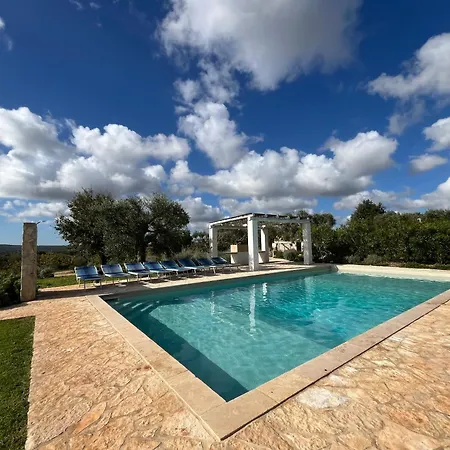 Trulli Acquario Gemelli Complex 度假居