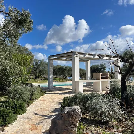 Trulli Acquario Gemelli Complex 度假居 *